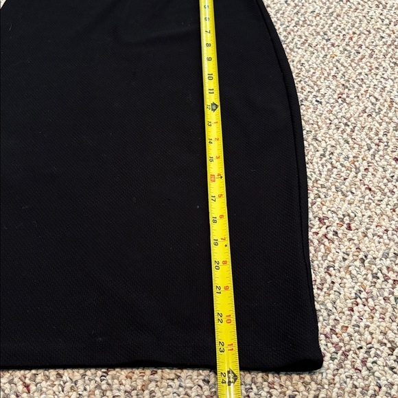 Love Culture Classic Black Pull On Pencil Skirt. Small - Picture 5 of 5